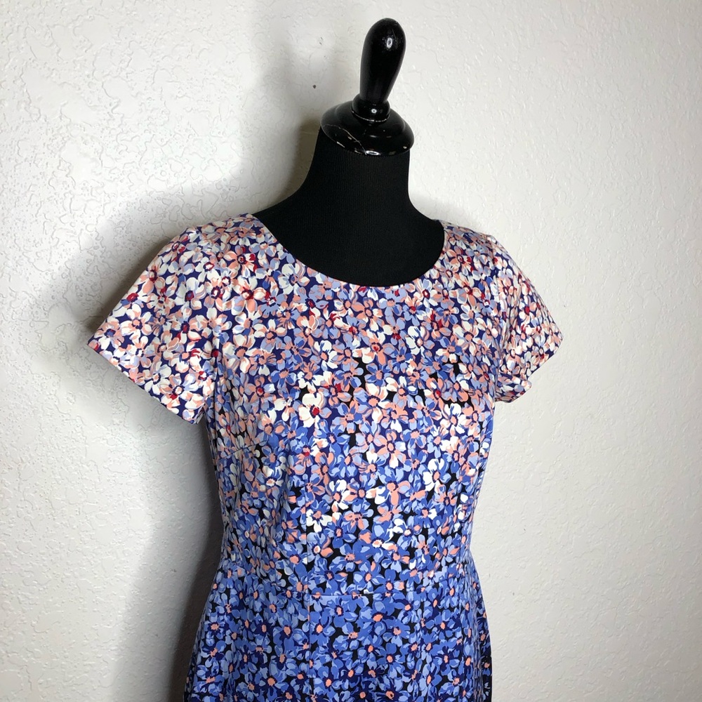 Talbots white pink blue floral ombre short sleeve sheath dress size 6 Petite 6P - Picture 2 of 16